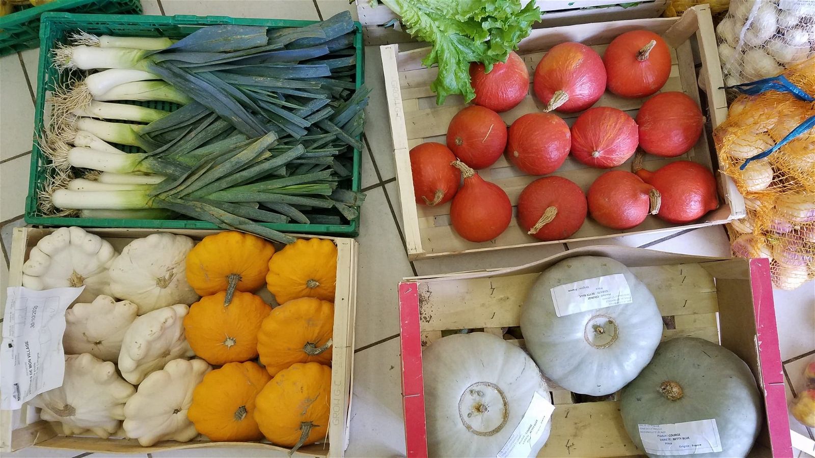 Boutiques de mon Village : fruits et légumes disponibles en gare